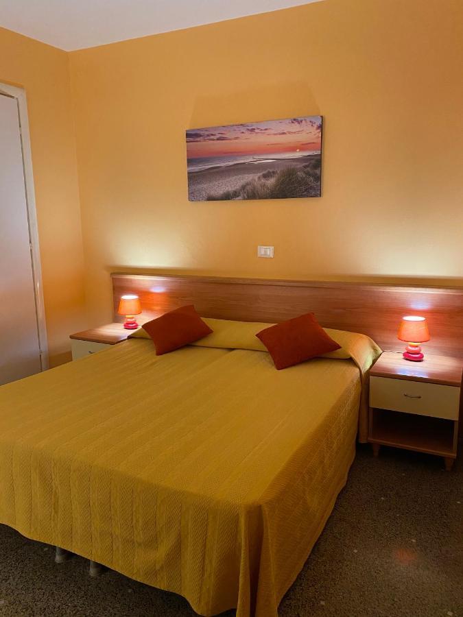Hotel Ines Варацце Екстер'єр фото