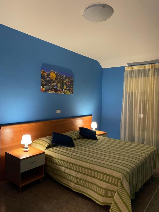 Hotel Ines Варацце Екстер'єр фото